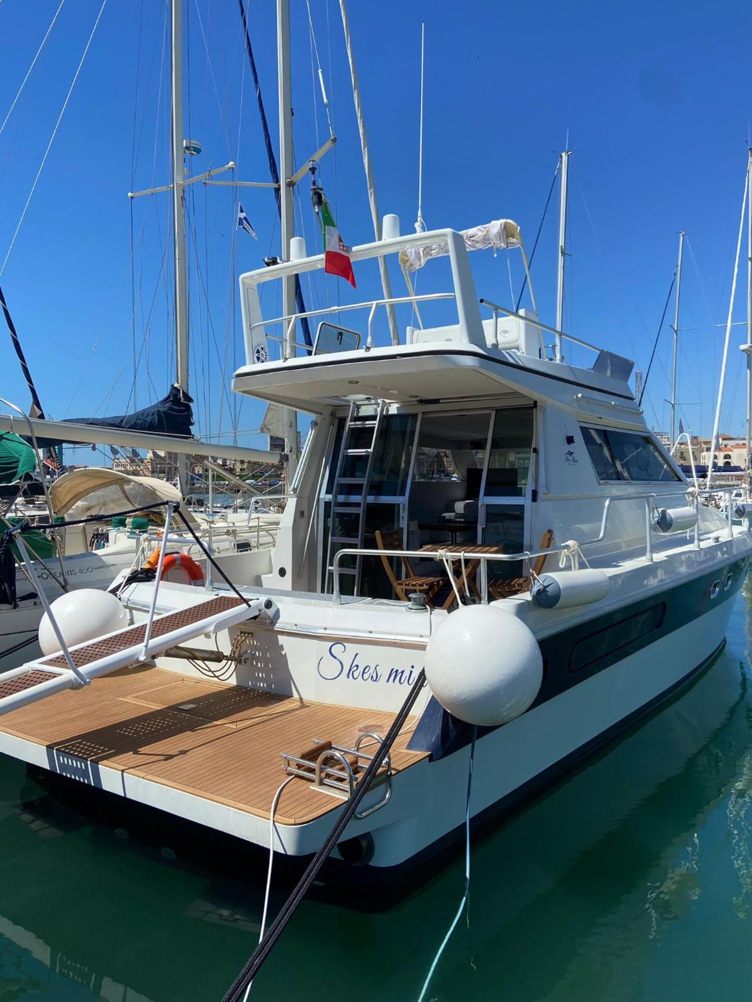 She'S Mine Yacht Hotel Catania Exterior photo