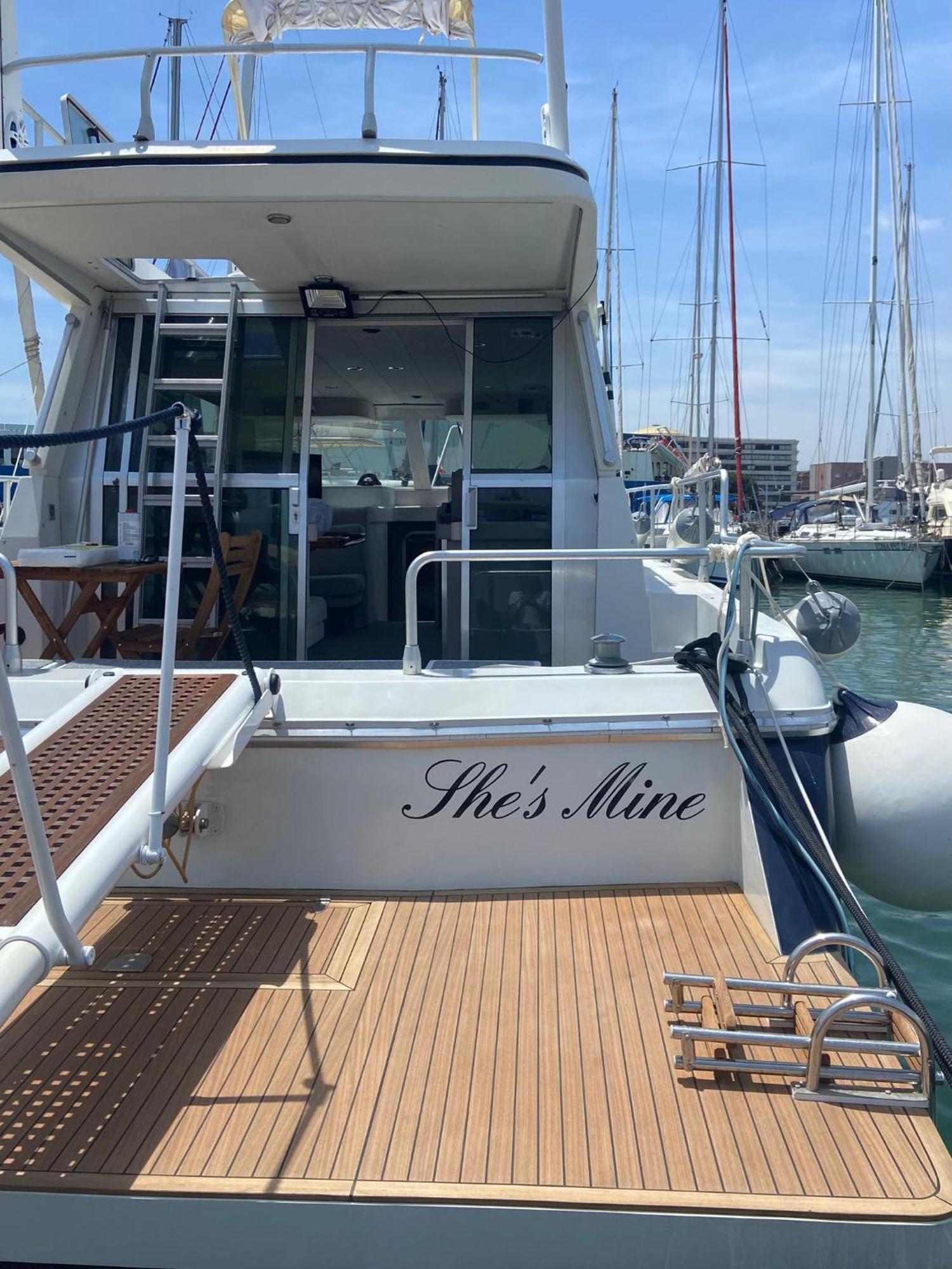 She'S Mine Yacht Hotel Catania Exterior photo